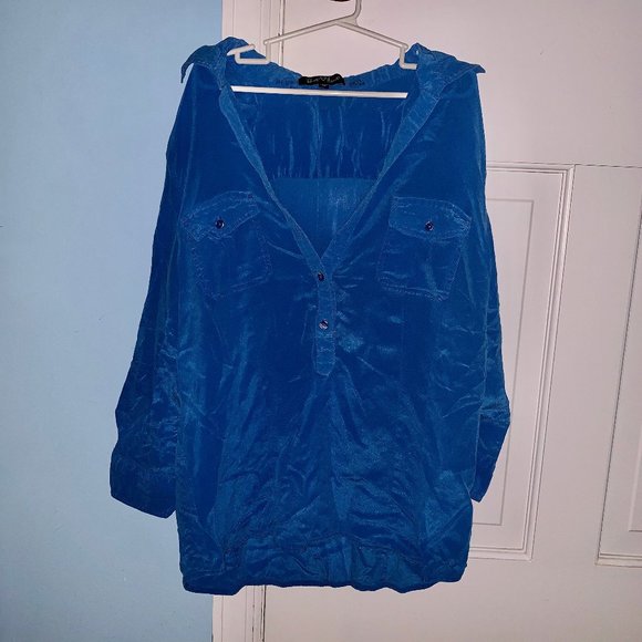 Violet Heart Silk Blue Buttoned Blouse - Picture 1 of 7